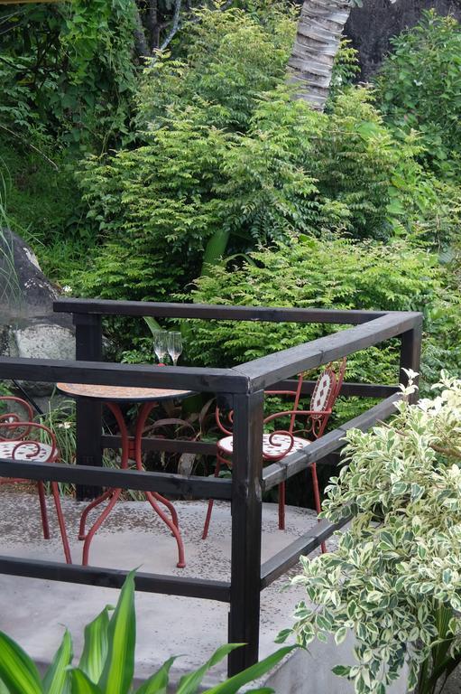 VI Miles Lodge Machabee Екстериор снимка